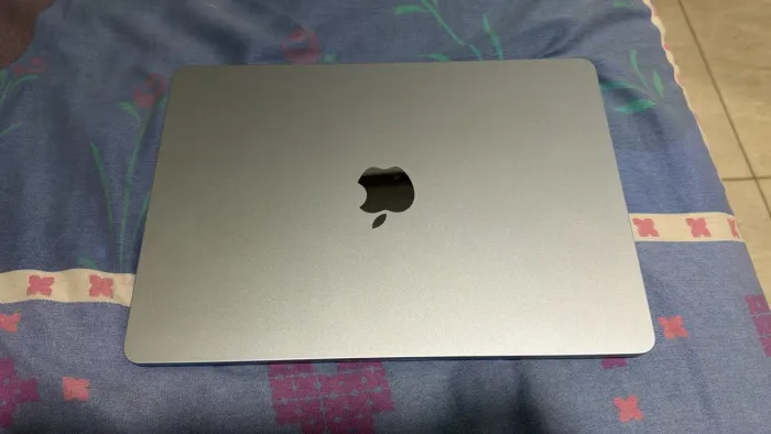 Macbook Air M4, 13 256GB SkyBlue