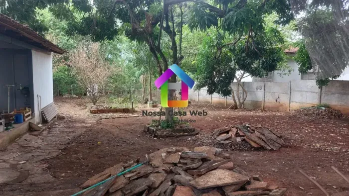 Vendo lote 590 m² em Vila Monticelli - Goiânia - GO