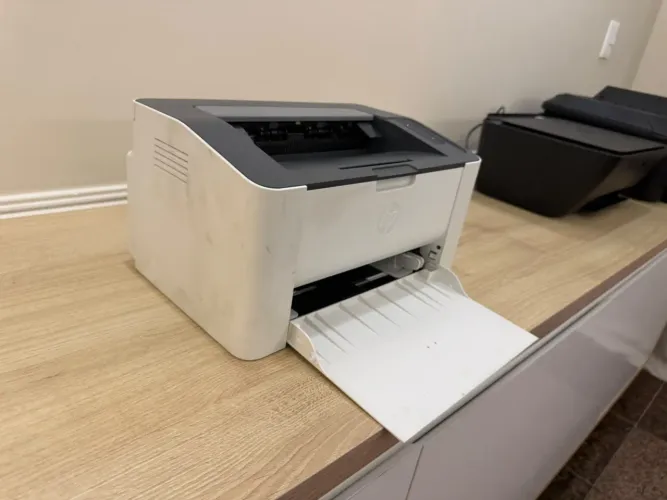 Impressora HP Laser 107w Monocromática com Wi-Fi
