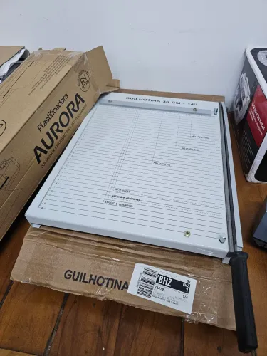 Guilhotina k 36 , 36 cm de corte 