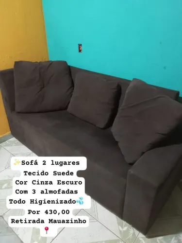 Sofá 3 lugares Bem Conservado Cinza Escuro Com almofadas Retirada Mauazinho ?