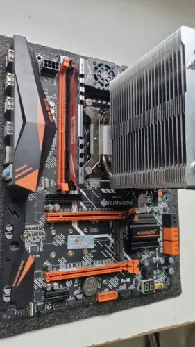 Kit Xeon 2670 v4 placa mae e 16 de ram ddr4