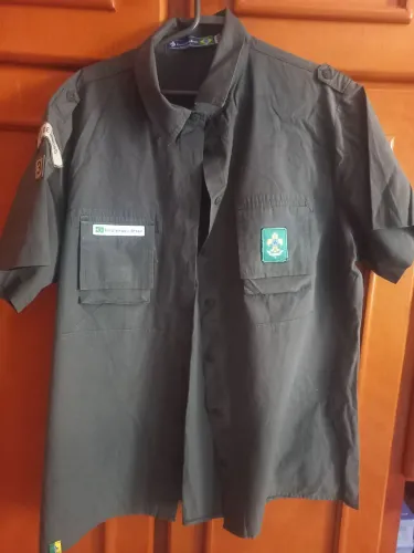 Camisa escoteiro verde garrafa