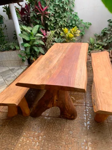 Mesa Rústica 
