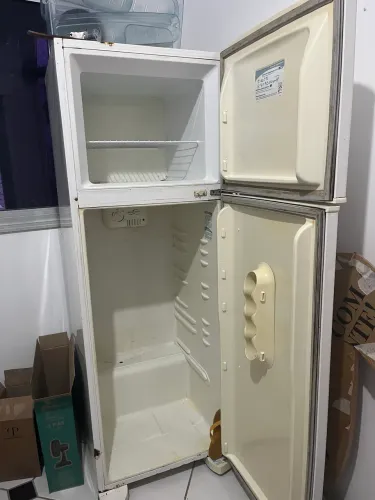 Geladeira usada