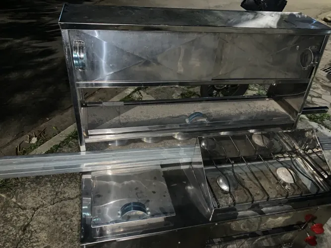 Carrinho de hot dog em inox