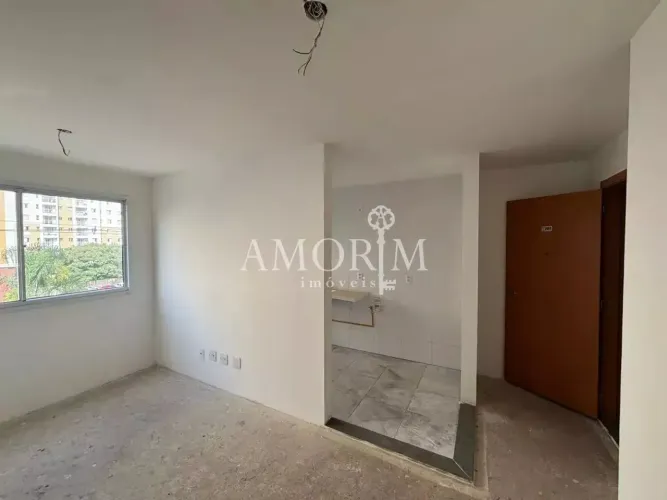 APARTAMENTO COM VISTA LIVRE À VENDA NO PORTAL DOS IPÊS COM 2 QUARTOS EM CAJAMAR/SP