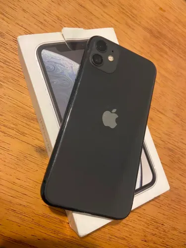 iPhone 11