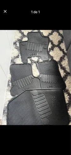 Tapetes Renegade 