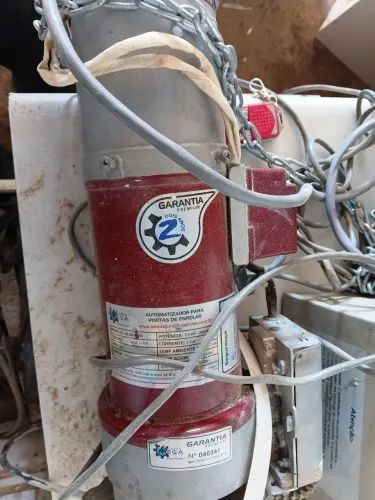 Motor para portão retrátil