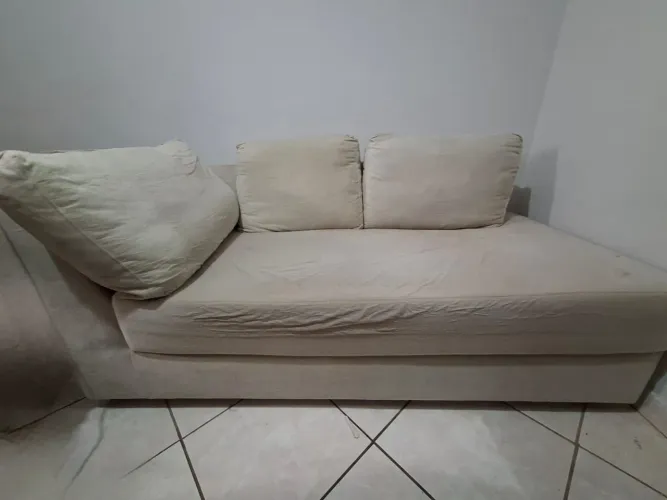 Sofá Chaise Longue Divã Tecido Bege Suede - Ideal Para Sala, Quarto - Disponível retirada