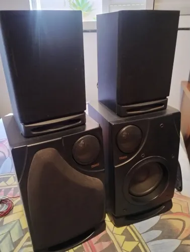 Caixas Philco e Bravox 