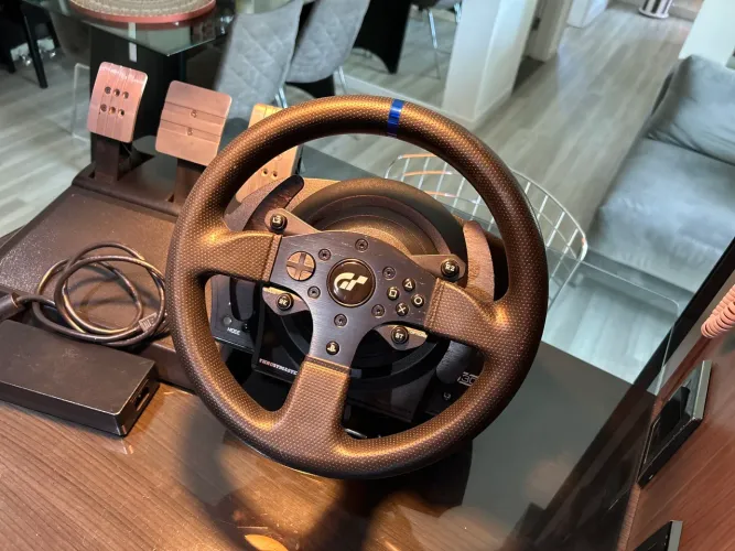 Thrustmaster T300 RS GT Edition