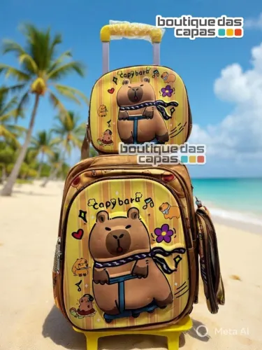 MOCHILA LANCHEIRA E ESTOJO CAPIVARA COM CARINHO RODINHA