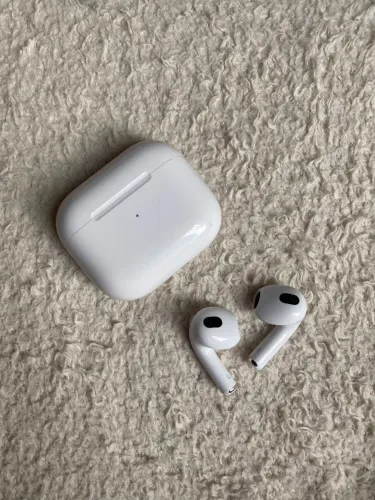 Vendo Air Pods 3ª geração em excelente estado