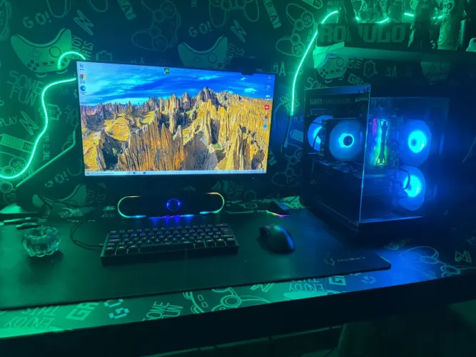 Pc gamer rtx 5060 8gb ryzen 7 5700x3d