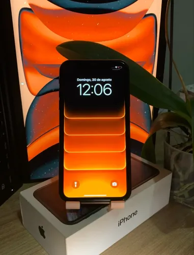 Iphone Xr 128gb Impecável
