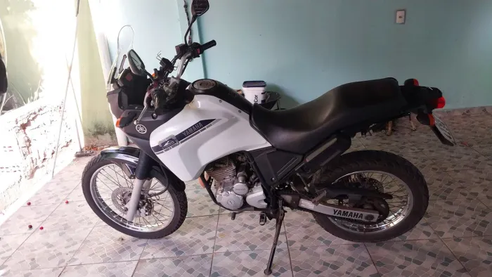 Vendo Tenere 250 2015 segund dono 55.000km 