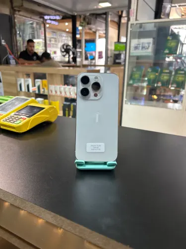 iPhone 15 pro branco 128gb