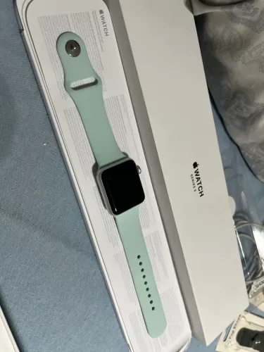 Apple Watch Series 3 (GPS) - Caixa de alumínio prata de 38 mm 