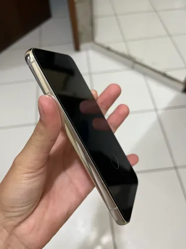 SAMSUNG GALAXY S22