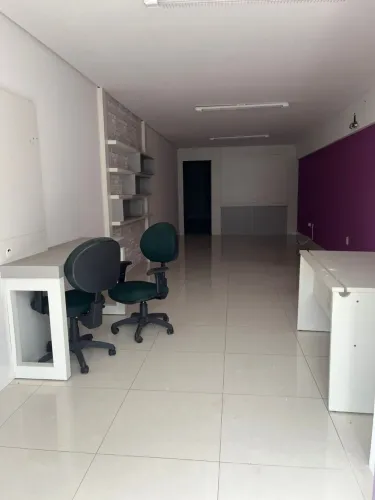 Sala Comercial para Locação anual na Vila Real - Balneário Camboriú