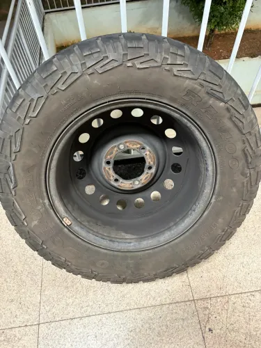Estepe Hilux r17