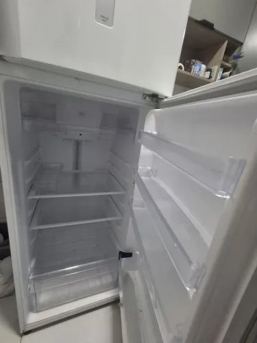 Geladeira Panasonic 