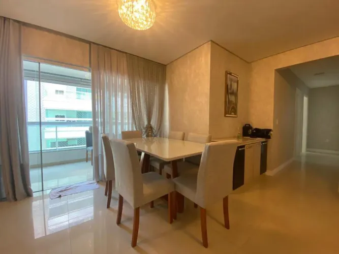 Apartamento - 3 dormitórios - 3 Suítes - localizado em Itapema / Meia Praia REF: DW650079