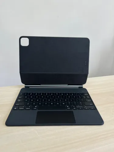 Capa Magic Keyboard para IPad 11 Pol - Original