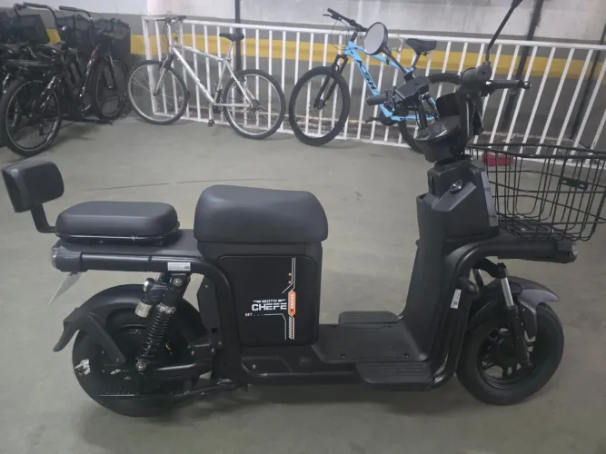 Moto Elétrica MotoChefe RET 2026 Preta | 1.000W | Bateria de Lítio