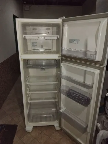 Electrolux fostfree gelo seco