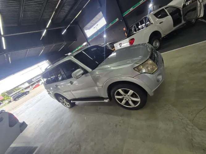 Mitsubishi Pajero HPE Full 3.2 4X4 T.i.dies. 5P AUT 2008