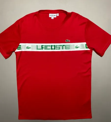 Camiseta Básica Lacoste Vermelha 