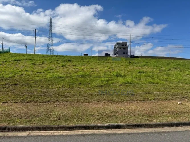 Lote à Venda no Condomínio Paradise - Oportunidade Única!