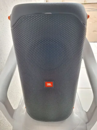 Vende caixa de som JBL Party Box 110