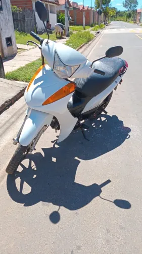 Vendo biz 100 2015 quitada e em dias
