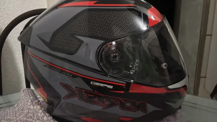 Vendo capacete de casal norisk