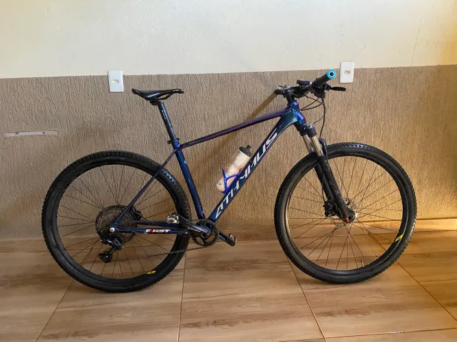 Vendo ou troco bike aro 29 First Athymus