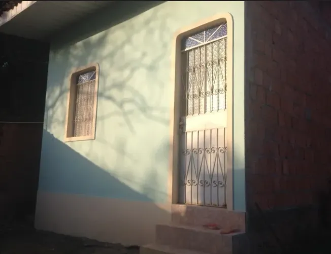 Aluga-se Apartamento (kitnet) para solteiro(a)