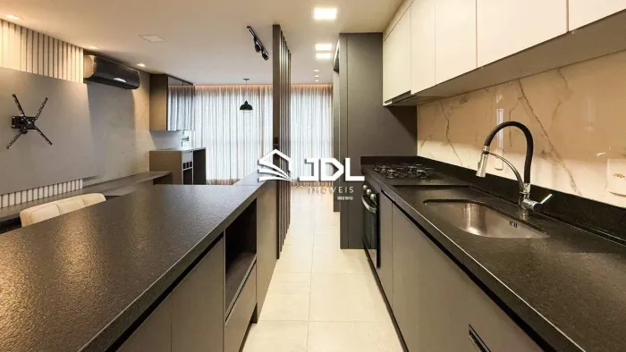 Apartamento semi mobiliado no bairro Fortaleza!