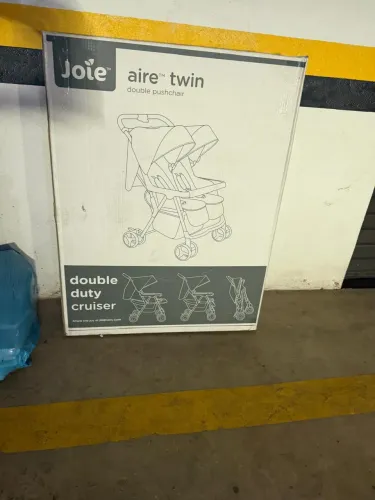Carrinho Joie para gêmeos