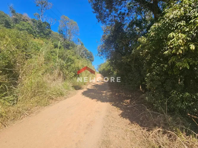 Sítio em Estrada do Galo - Patrimônio Selva - Selva/PR
