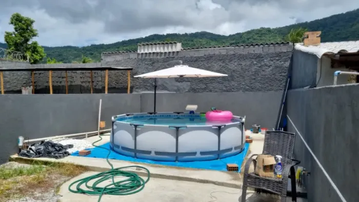 Piscina Estrutural Bestway 6.473l Max + Filtro + Capa Usada
