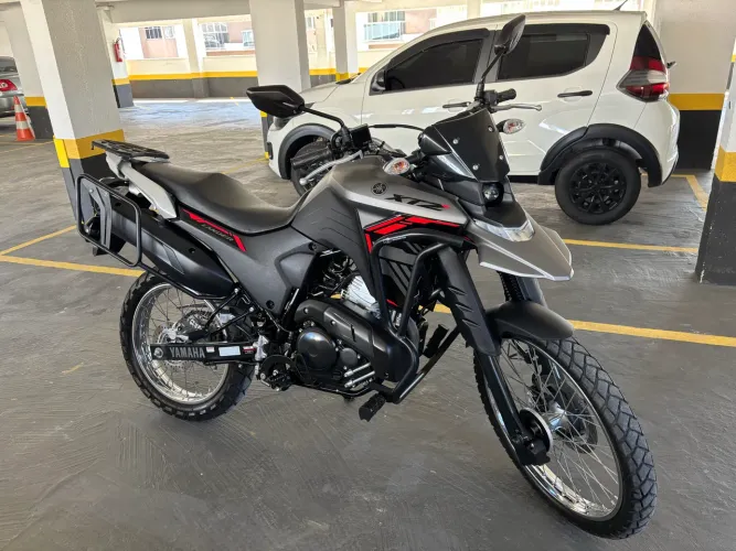 Yamaha XTZ lander 250 2025 único dono.