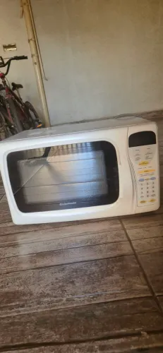Micro-Ondas Continental 30 Litros