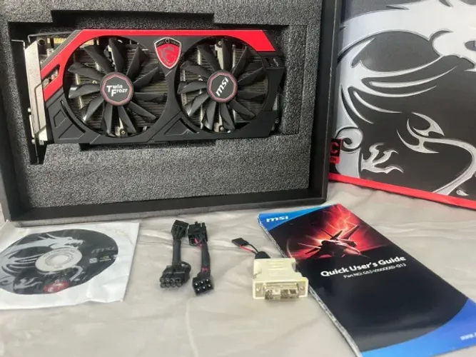 (Defeito) Placa de vídeo NVIDIA GeForce GTX 770 4GB GDDR5 PCI Express 3.0 N770 TF 4GD5/OC