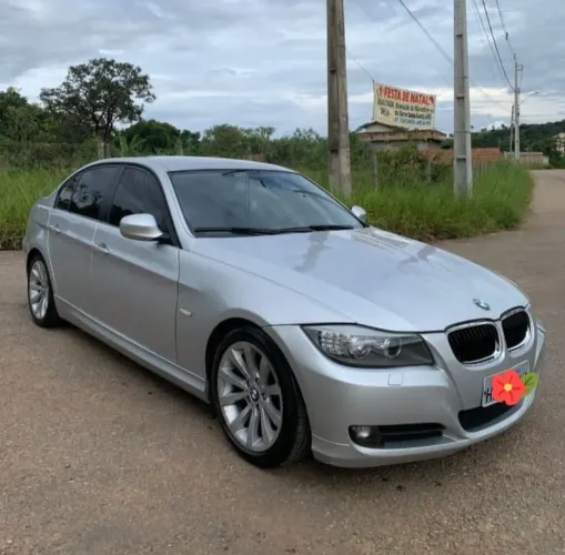 BMW 320I A 2010