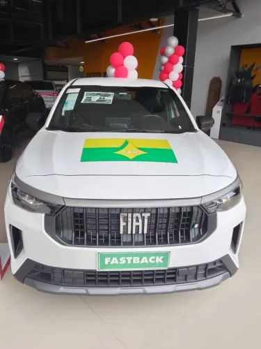 Fiat Fastback 1.0 200 Turbo Flex AUT 2027