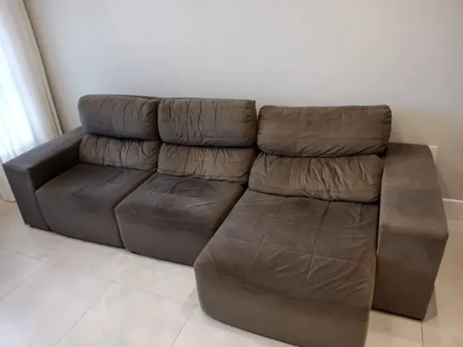 Sofá retrátil com 2,90 m de largura